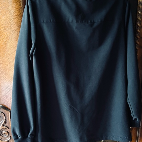 ADAR Black Bomber Scrub Jacket - Picture 2 of 8